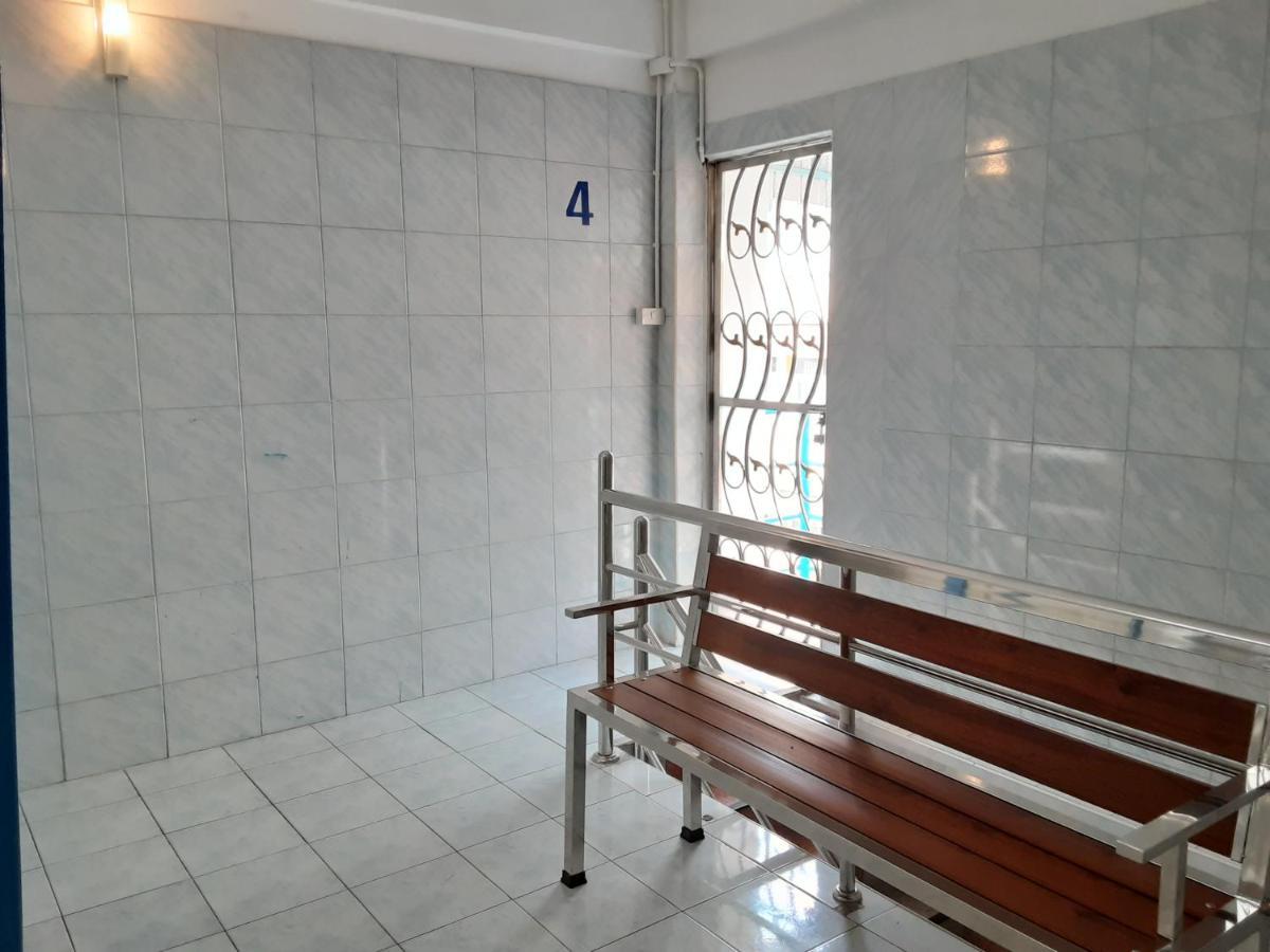 New Central Guesthouse Bangkok Eksteriør bilde