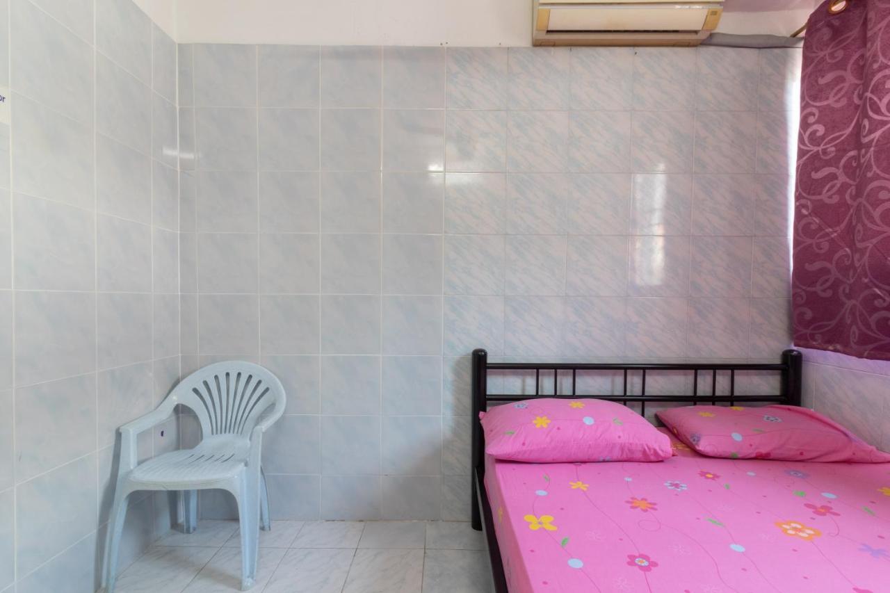 New Central Guesthouse Bangkok Eksteriør bilde