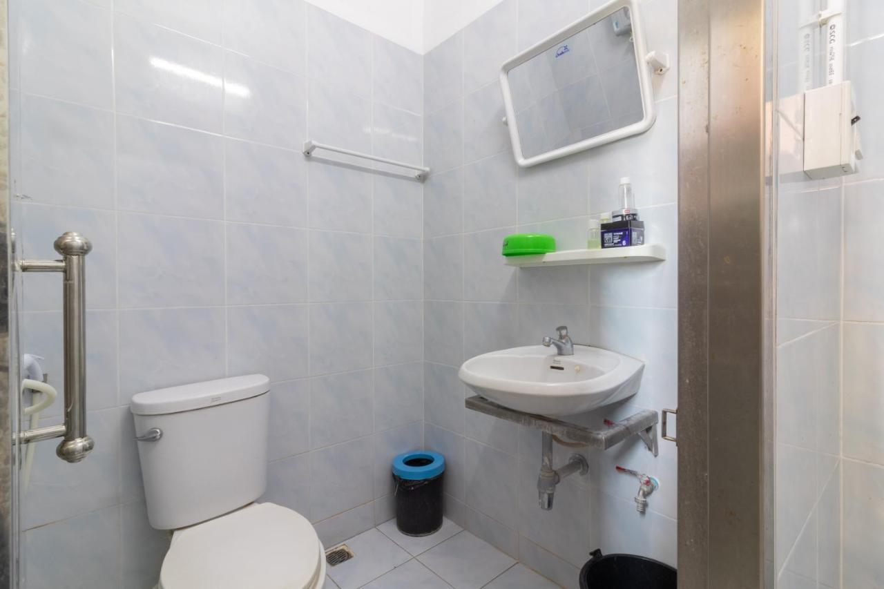 New Central Guesthouse Bangkok Eksteriør bilde